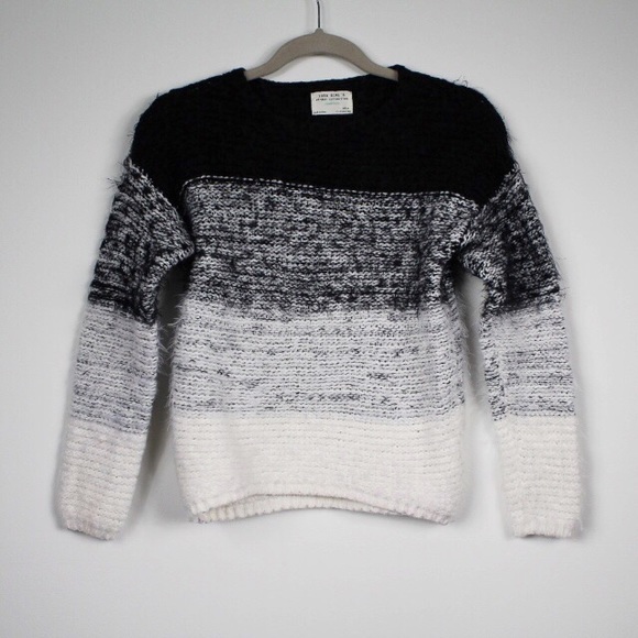 Zara Other - Zara Girls Black Cream Gradient Fuzzy Knit Sweater